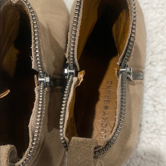 Lucky brand ancle boots - Picture 6 of 8